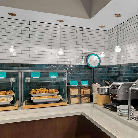 Embassy Suites By Hilton Newark Airport Elizabeth Exteriör bild