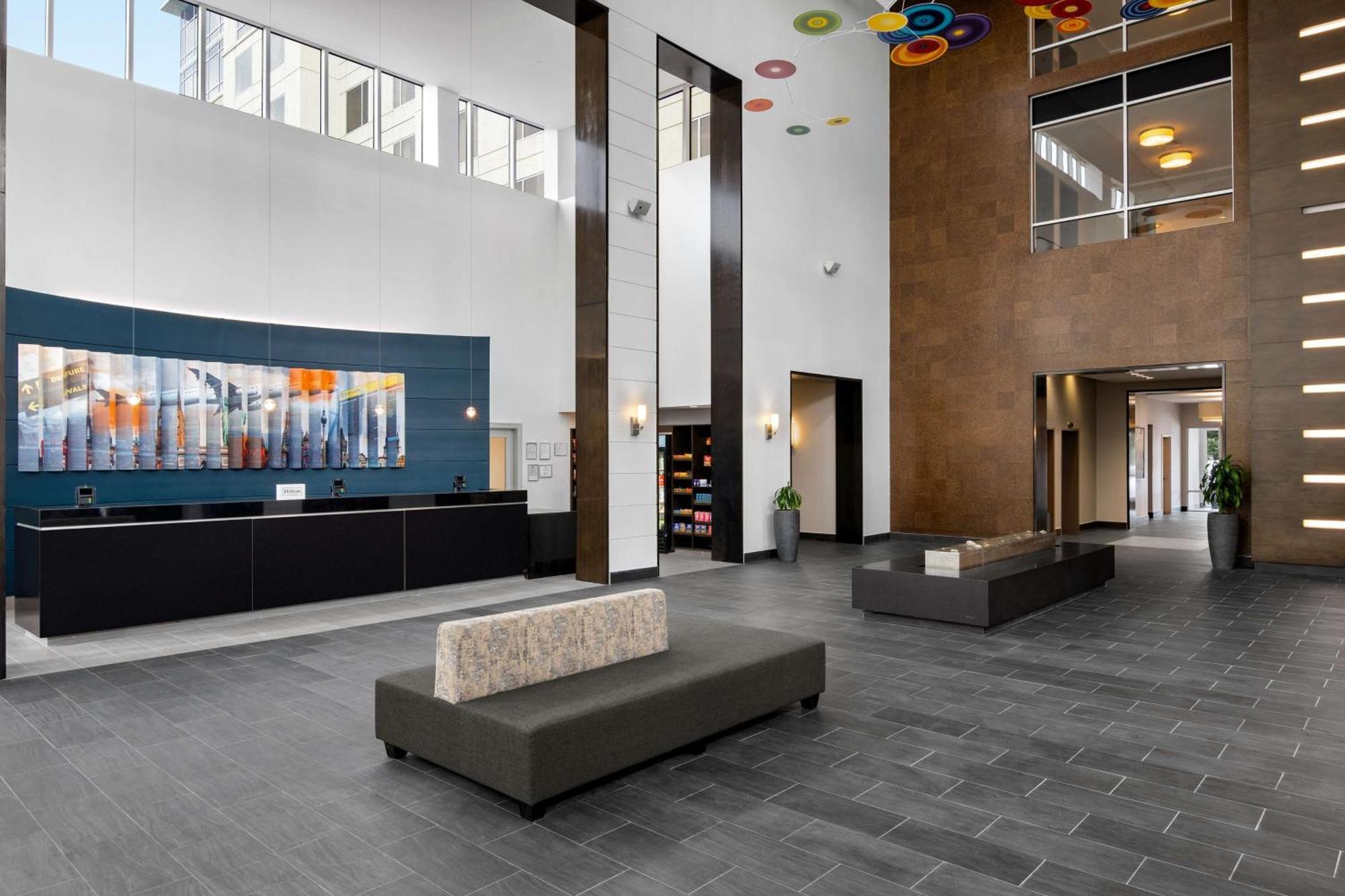 Embassy Suites By Hilton Newark Airport Elizabeth Exteriör bild