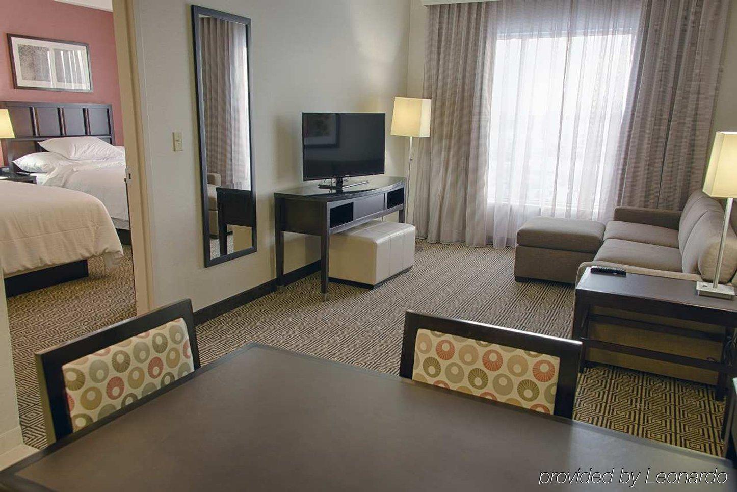 Embassy Suites By Hilton Newark Airport Elizabeth Exteriör bild