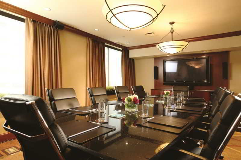 Embassy Suites By Hilton Newark Airport Elizabeth Exteriör bild