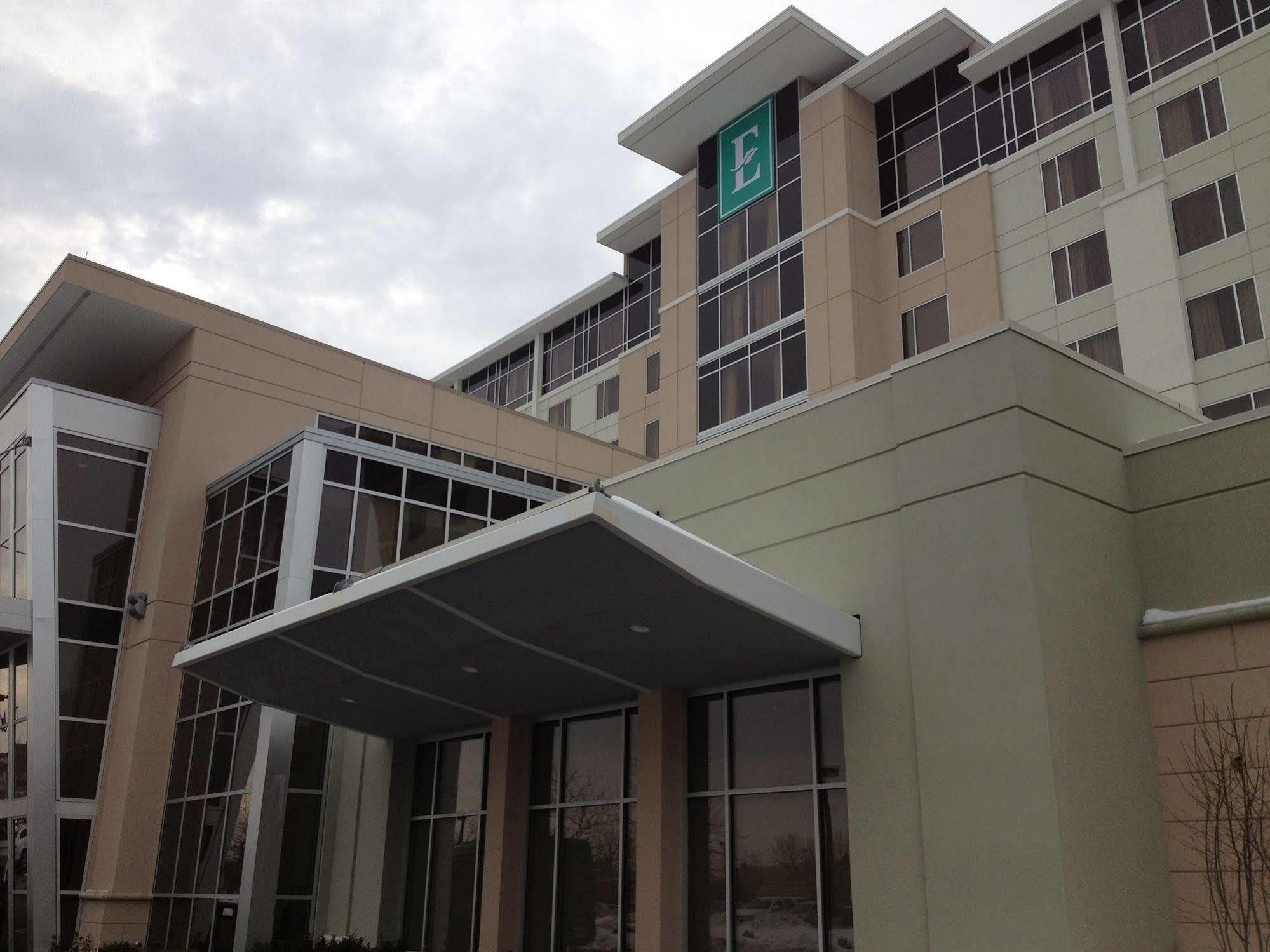 Embassy Suites By Hilton Newark Airport Elizabeth Exteriör bild