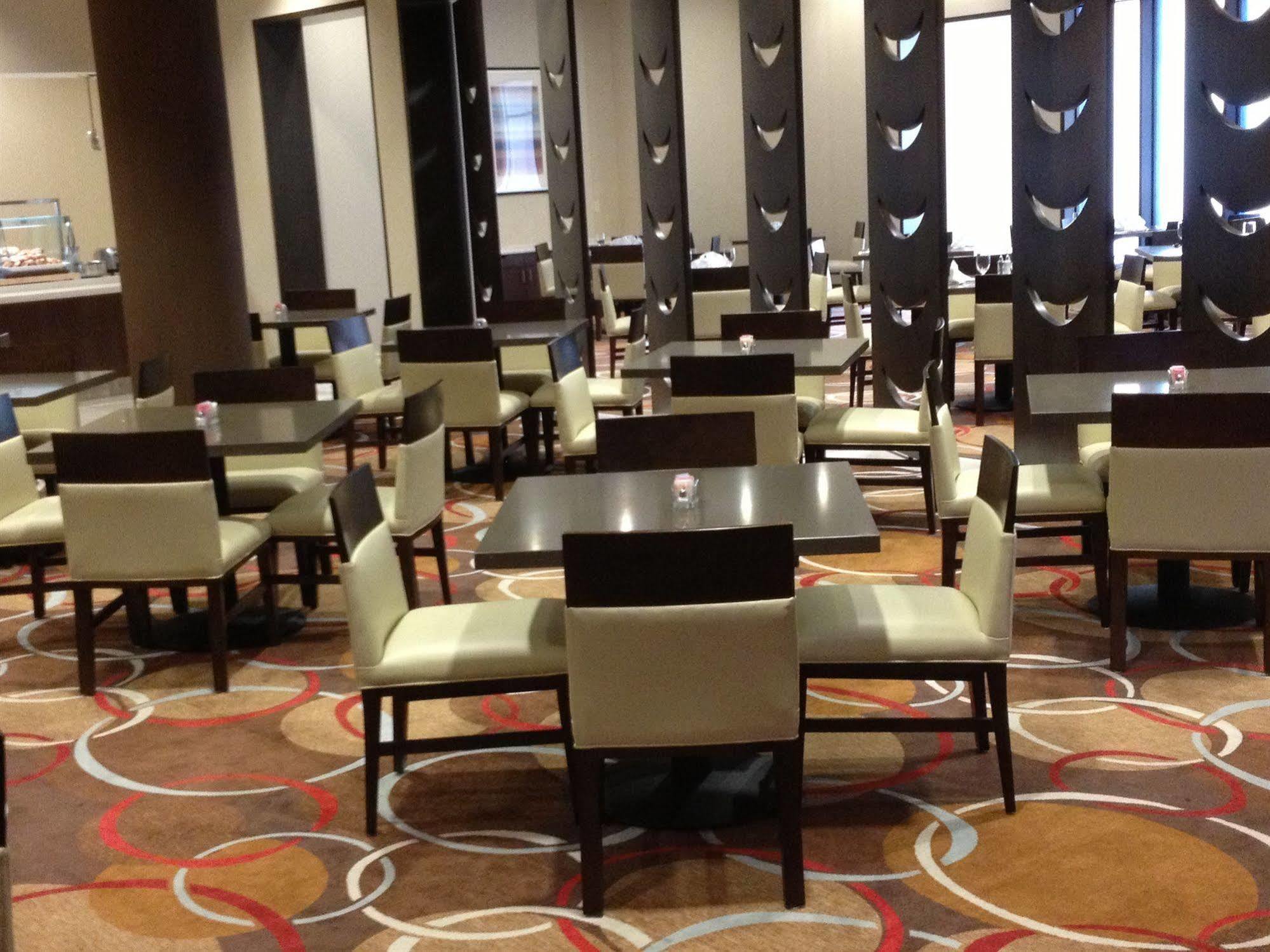 Embassy Suites By Hilton Newark Airport Elizabeth Exteriör bild